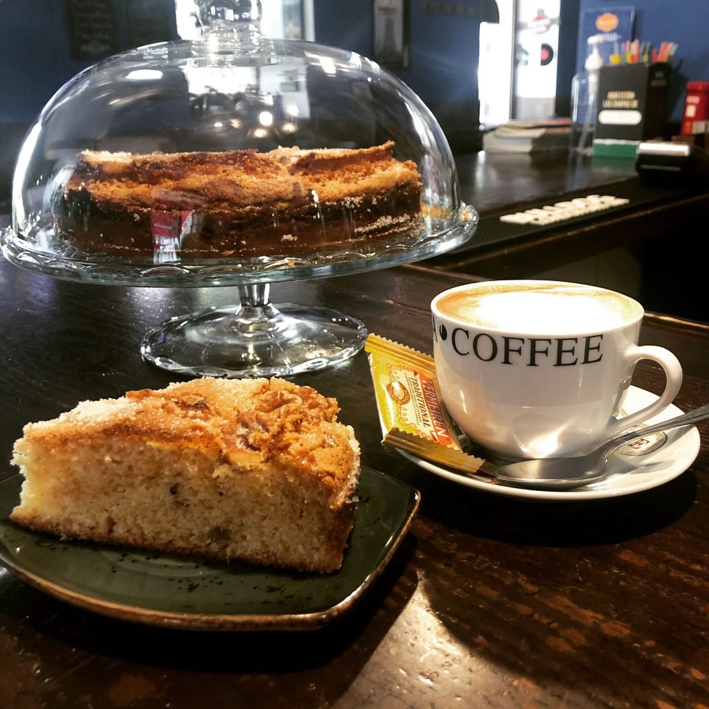Café y tarta